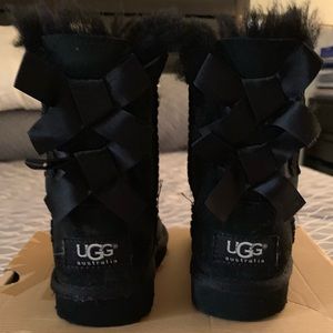 Ugg’s for Toddlers -Size 7 Black (Girl)